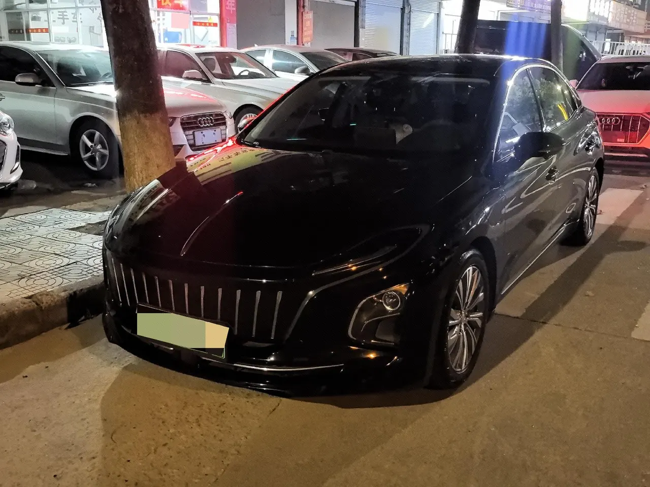HongQi 2023 E-QM5 E-QM5 PLUS automatic gear - View 1