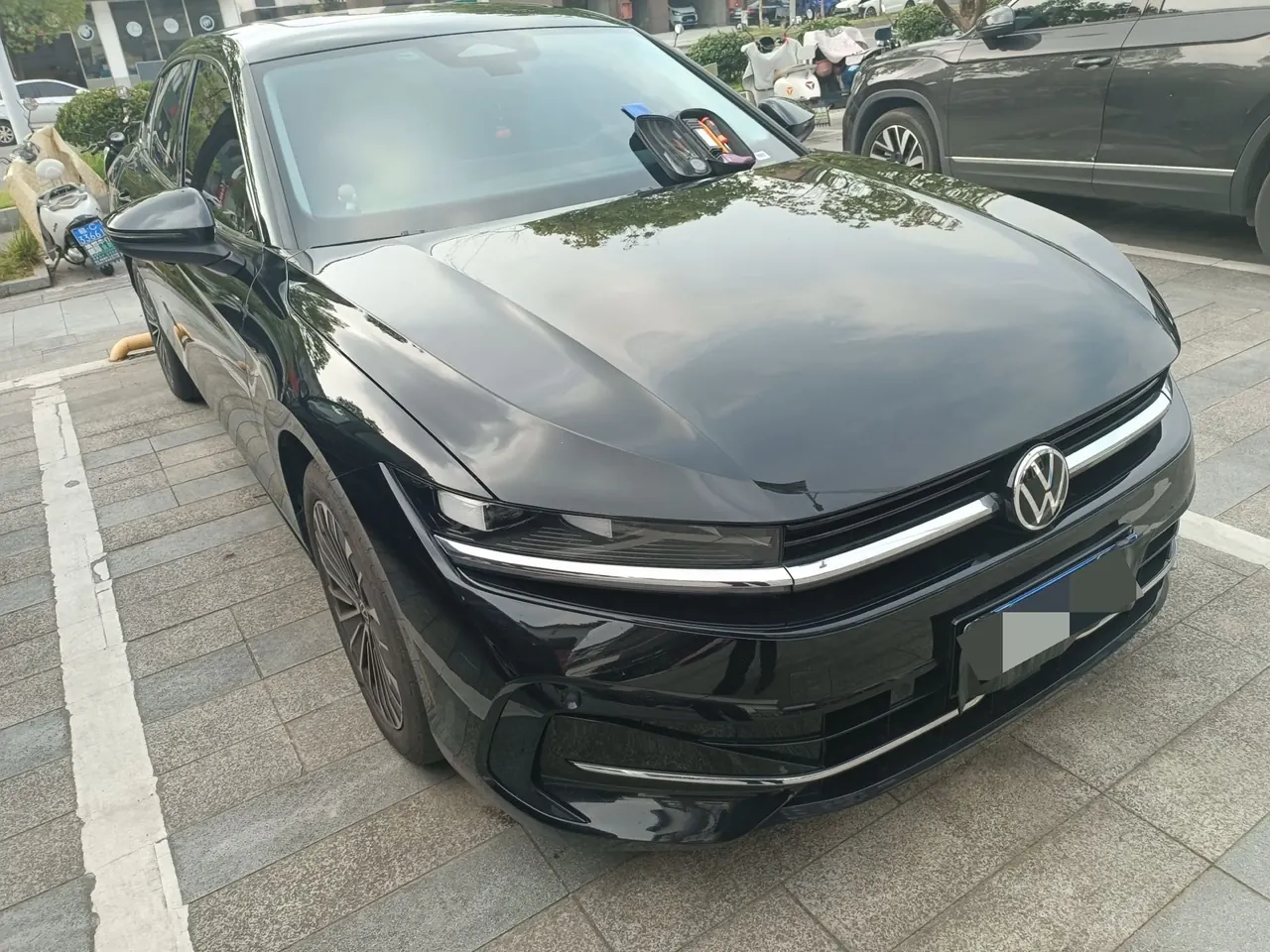 Volkswagen 2024 Magotan 2.0TSI 380TSI Premium Edition Da Mai Bag Automatic Gear 2