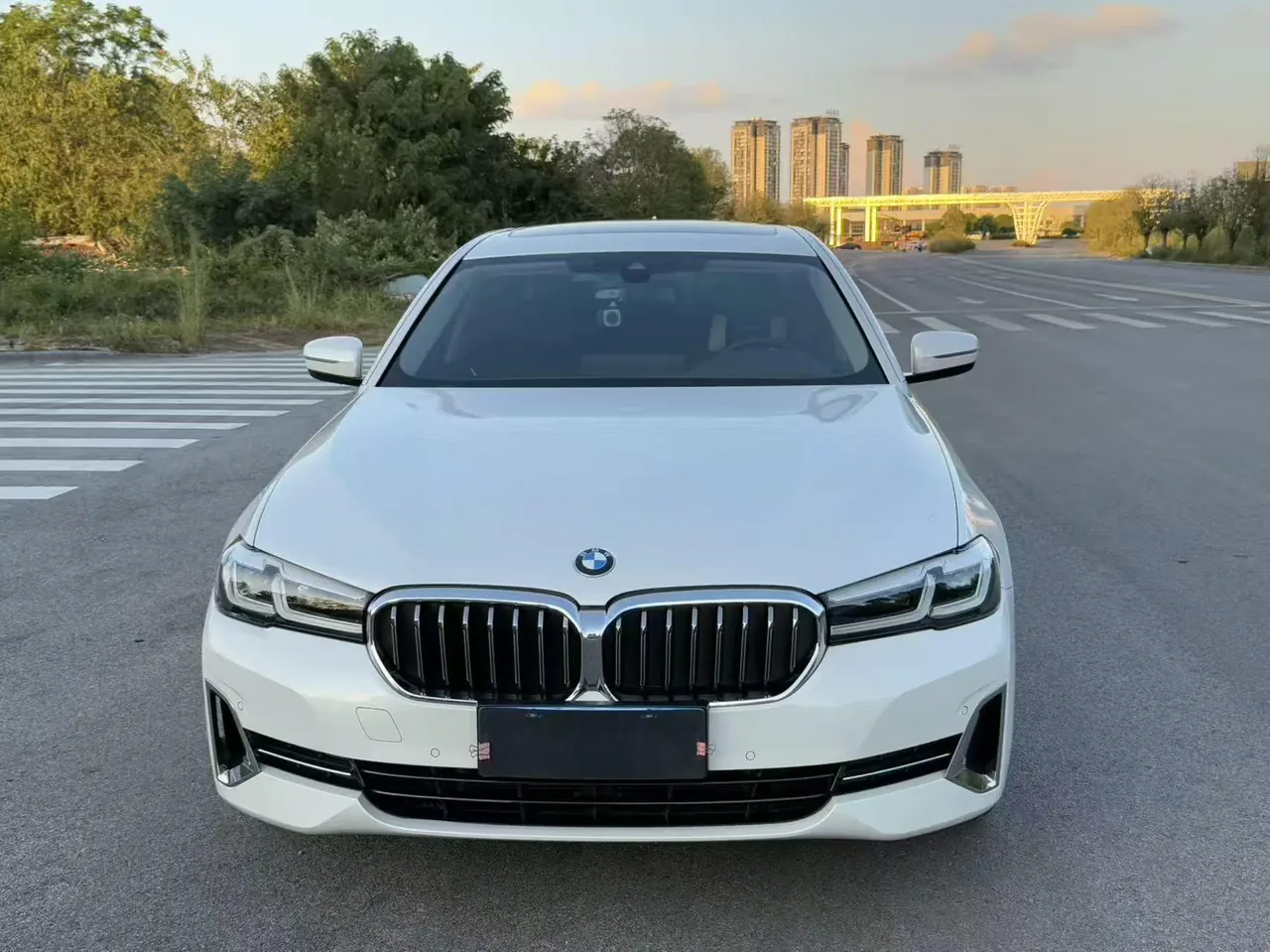 BMW 5 Series 2023 530Li 2.0T Leading Luxury Suit (Modified) Automatic Gear 2
