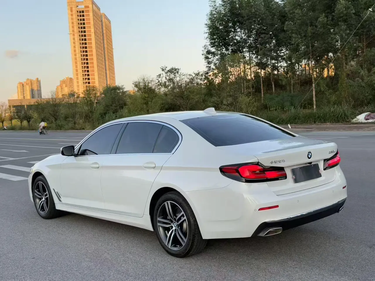 BMW 5 Series 2023 530Li 2.0T Leading Luxury Suit (Modified) Automatic Gear 6