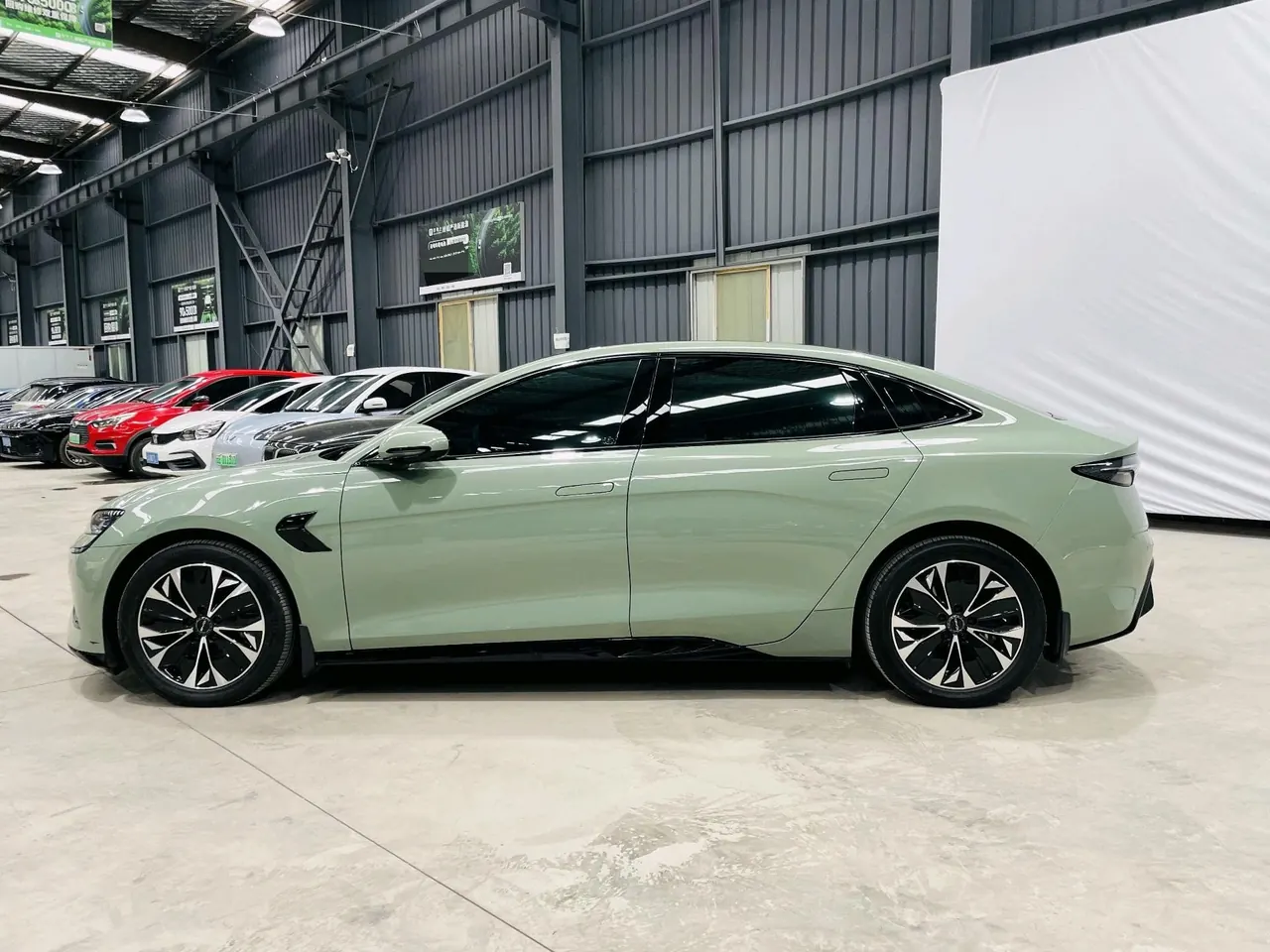 BYD 2024 Seal Glory Edition 550km Honorable Automatic Gear 8