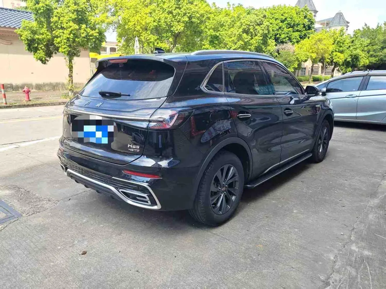 HongQi 2025 HS5 2.0T Two-Drive Flag Enjoy Pro Edition Automatic Gear 6