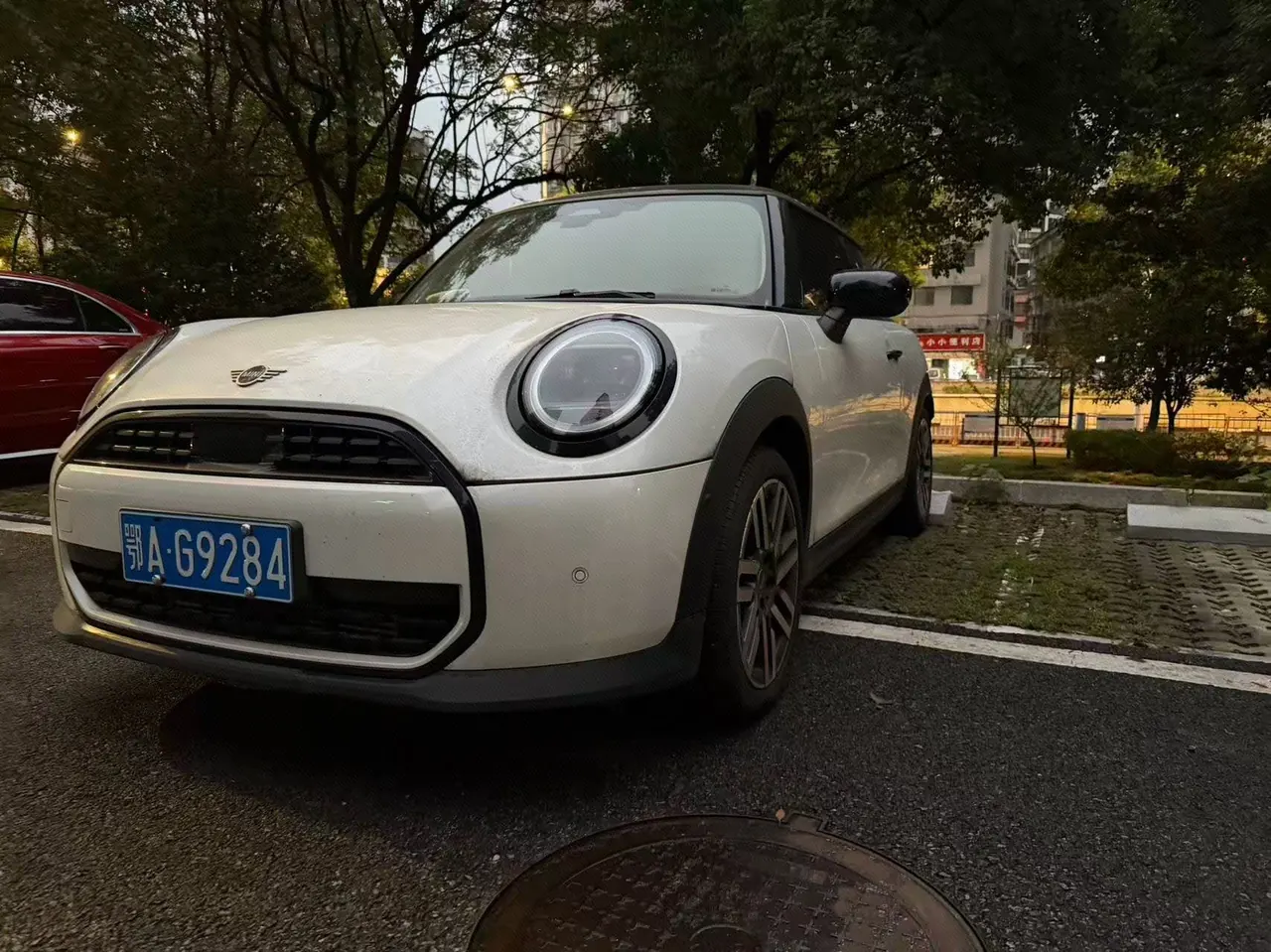 Open image lightbox: MINI Mini (Imported) 2025 Mini Cooper 1.5T Classic Auto