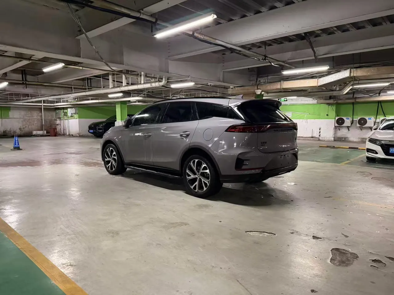 BYD Tang New Energy 2025 Tang DM-i 1.5T Stepless 115KM Cloud Cane Flagship Automatic Gear 4