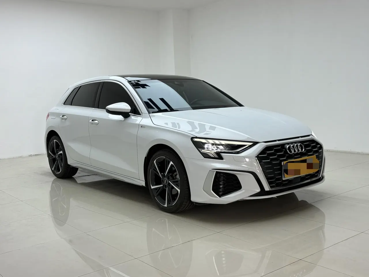 Audi 2022 A3 Sportback 1.4TFSI 35TFSI Fashion Sports Automatic 2