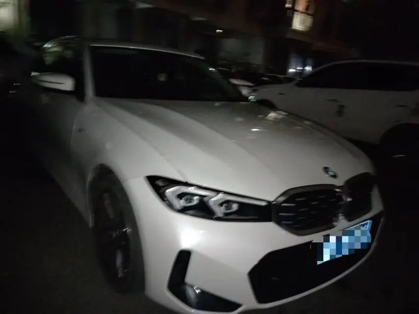 BMW 3 Series 2024 325Li 2.0T M Sports Obsidian Night Suit Automatic Gear 2