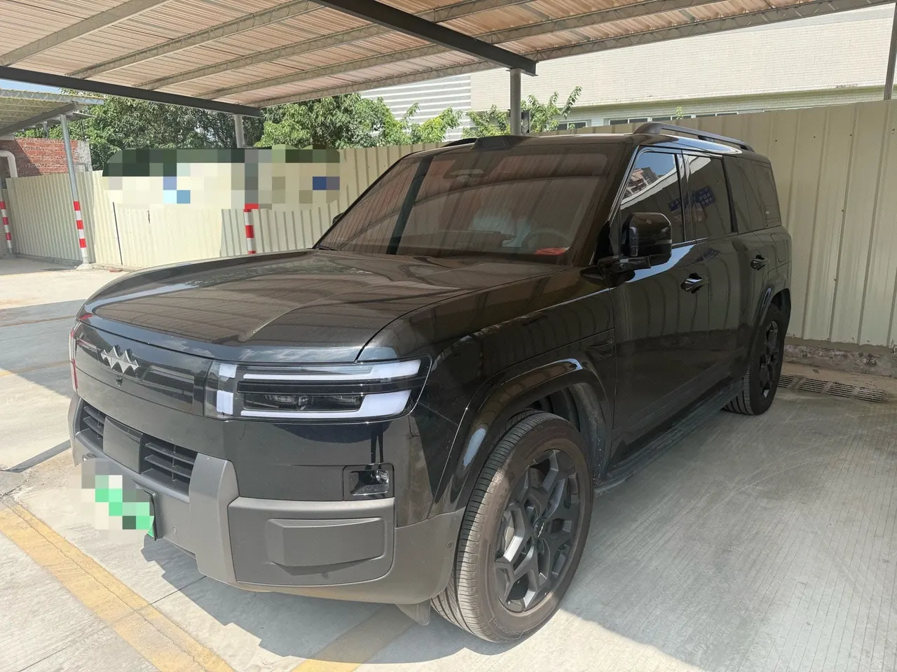 Open image lightbox: FangChengBao 2025 titanium 7 1.5T stepless 190KM four-wheel drive Ultra version of automatic gear