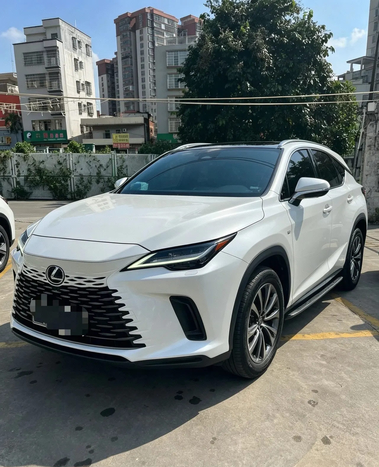 Открыть галерею: Lexus RX (Imported) 2025 RX350h 2.5 Stepless Four-wheel Drive Alcohol Edition Automatic Gear