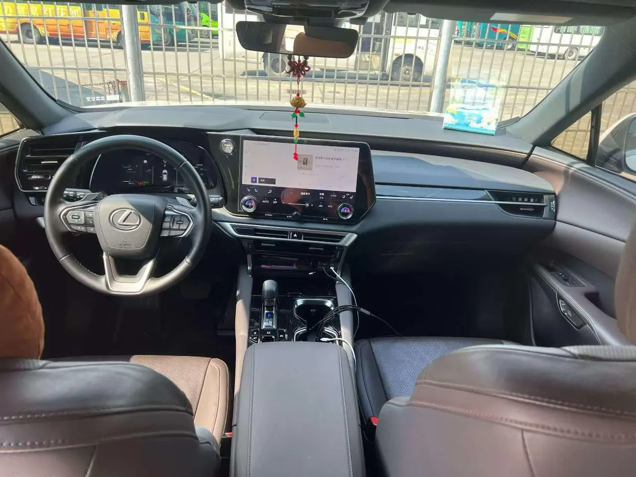 Lexus RX (Imported) 2025 RX350h 2.5 Stepless Four-wheel Drive Alcohol Edition Automatic Gear 2