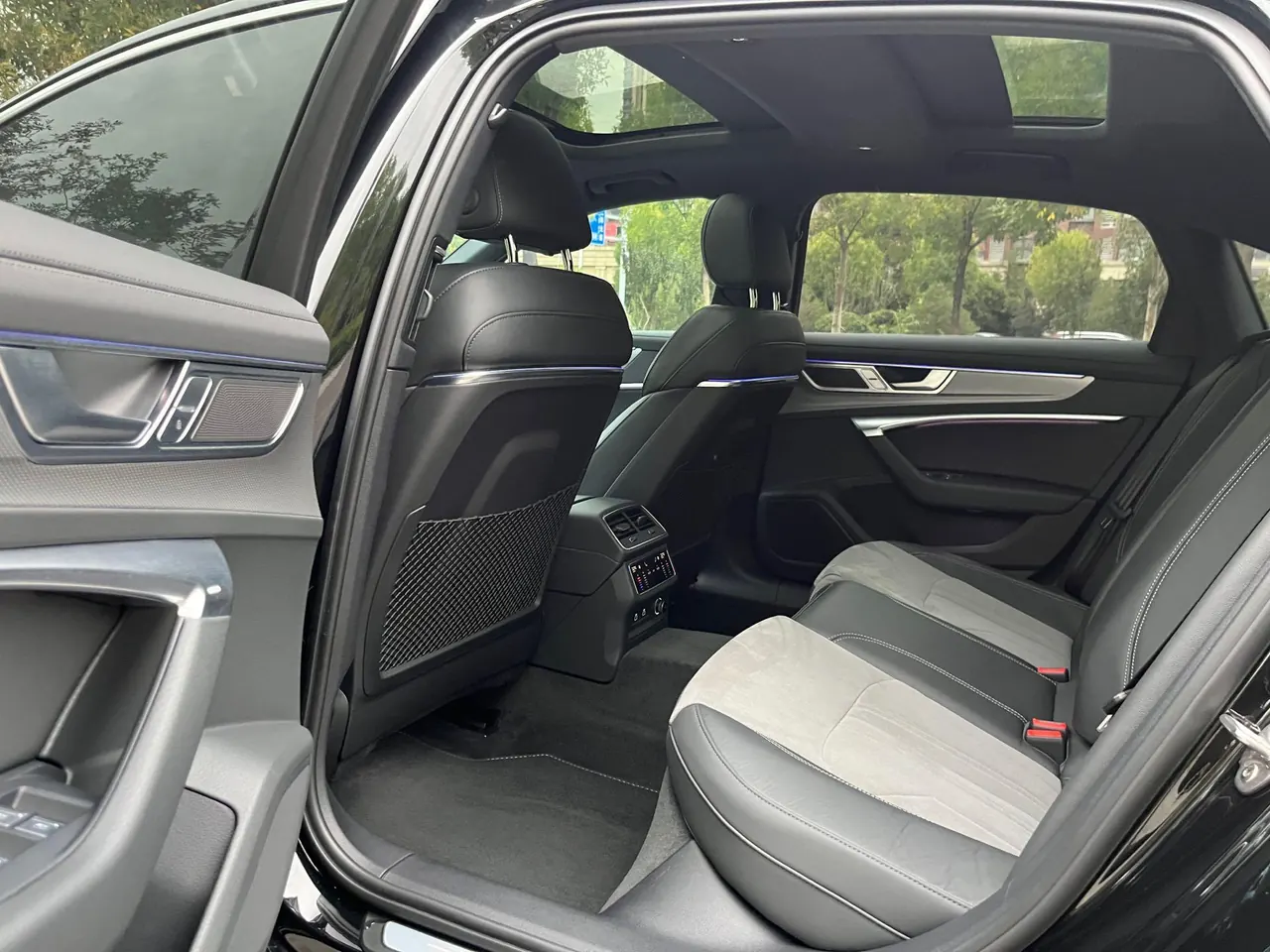 Audi 2024 A6L 2.0TFSI 45TFSI Selected Dynamic Automatic 7