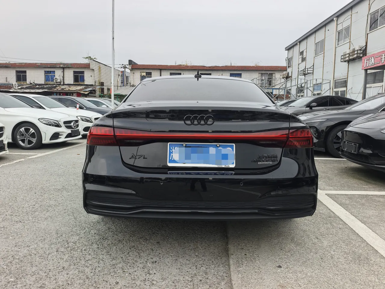 Audi 2024 A7L 2.0TFSI 45TFSI Quattro S-line Black Samurai Edition Automatic Gear 4