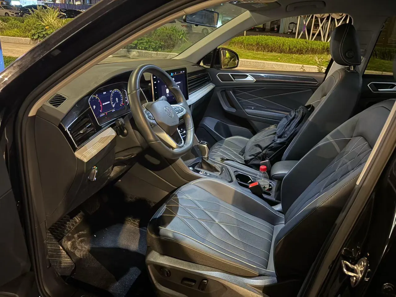 Volkswagen 2024 Tiguan L 1.5TSI 300TSI Two‑Wheel‑Drive Longteng Edition Automatic Transmission 2
