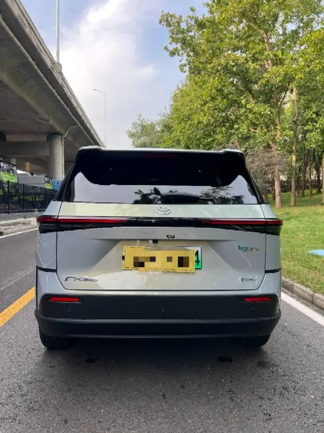 Toyota 2025 Platinum Intelligence 3X 520 Pro Automatic Gear 10
