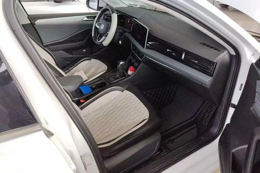 Volkswagen 2025 Sagittarius 1.5TSI 300TSI Flying Edition (Modified) Automatic Gear 4