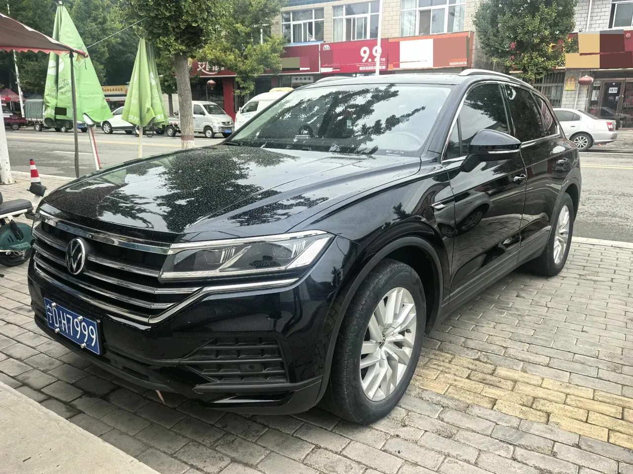 Volkswagen Touareg (Imported) 2021 Touareg 2.0TSI Sharp Edition Automatic Gear - View 1