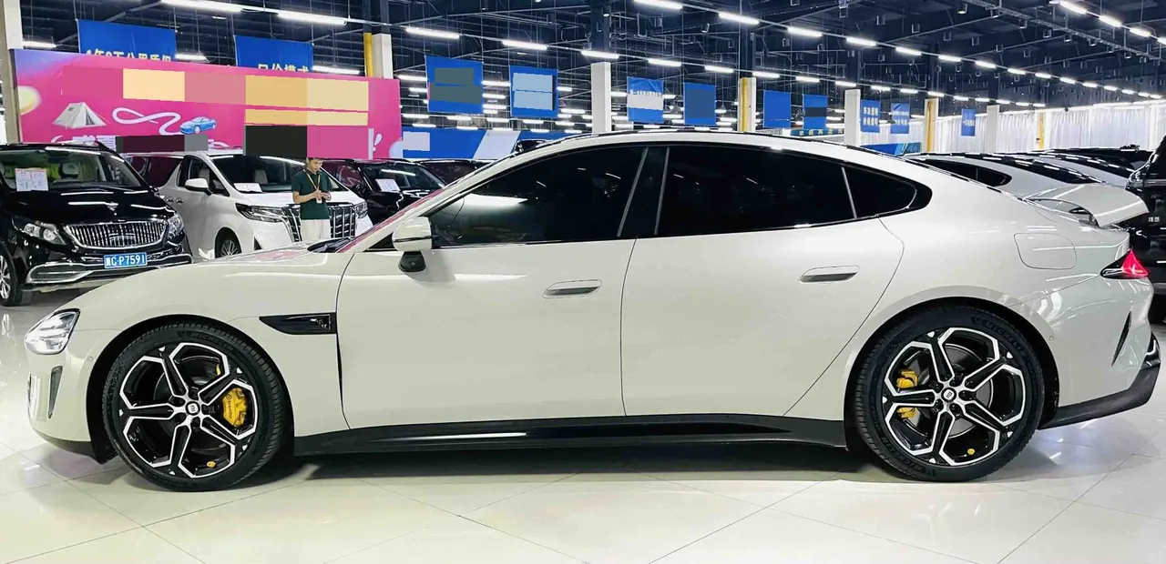 MI 2024 SU 7 800km 4-wheel drive ultra-long endurance high-end smart driving Max version automatic gear 4