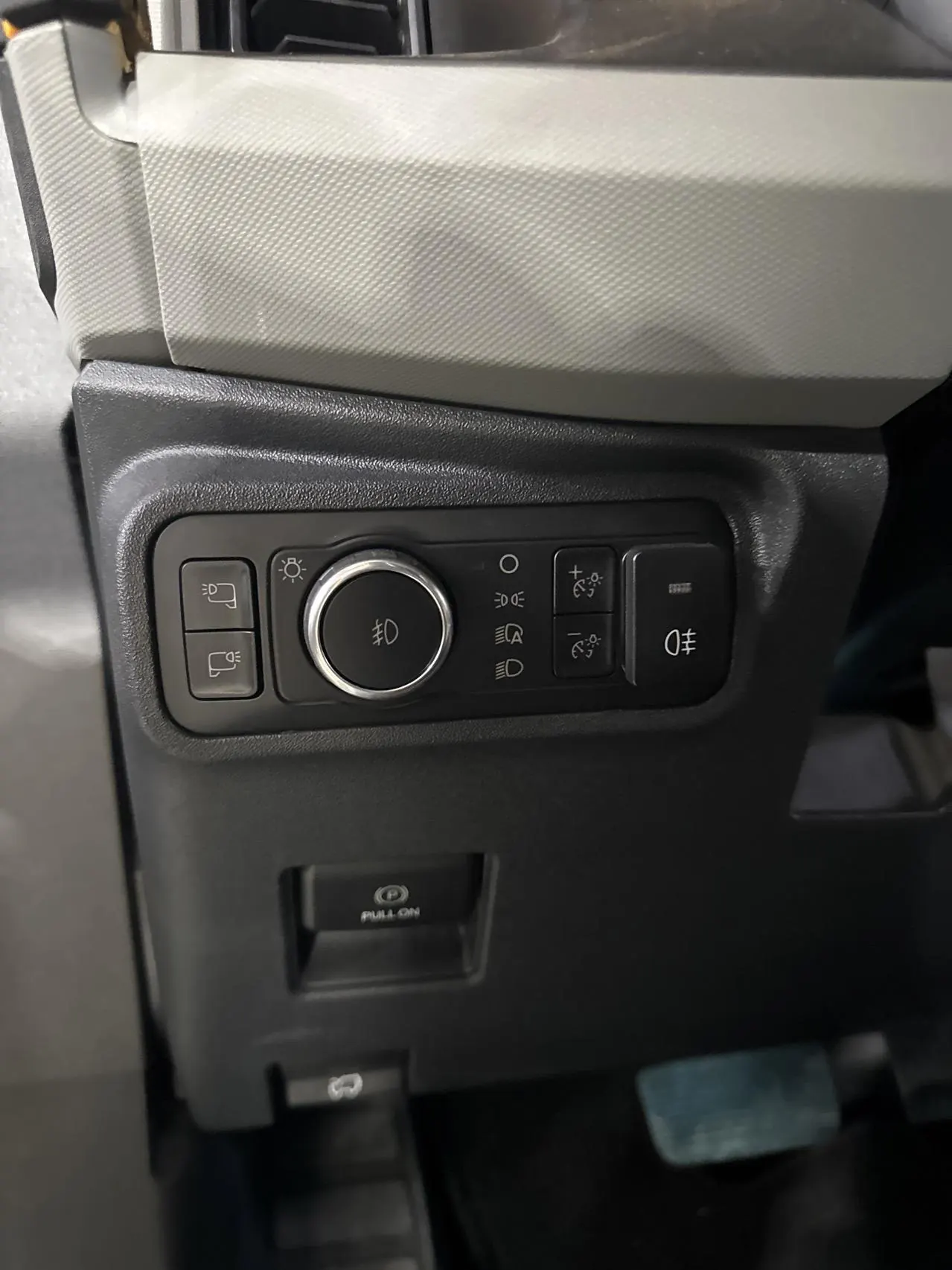 Ford Liema (Imported) 2021 Liema 2.3T Automatic Gear 6