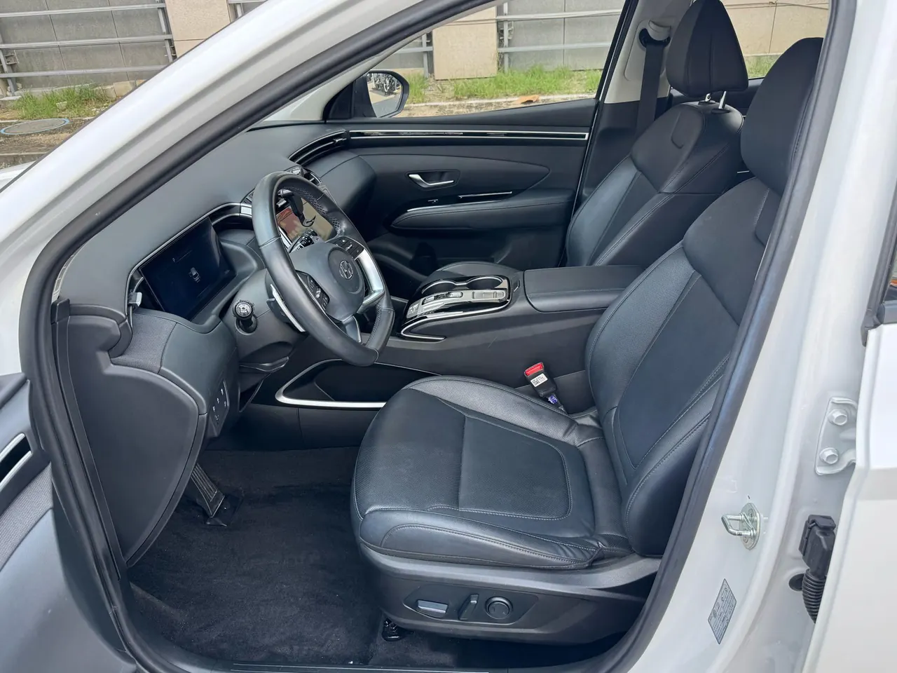 Hyundai 2021 Tousheng L 1.5T LUX Premium Edition Automatic Gear 4