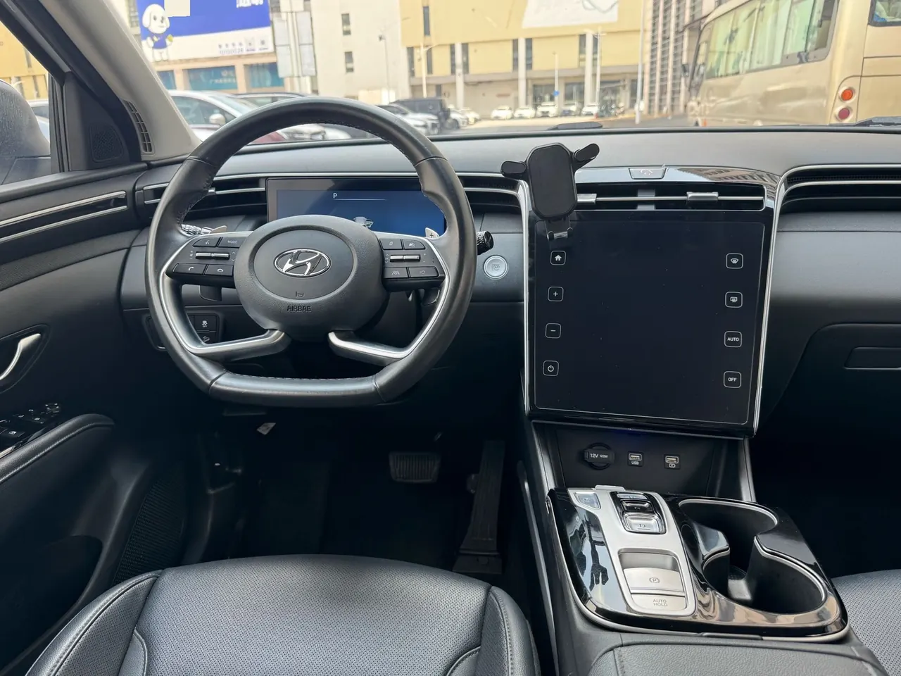Hyundai 2021 Tousheng L 1.5T LUX Premium Edition Automatic Gear 6