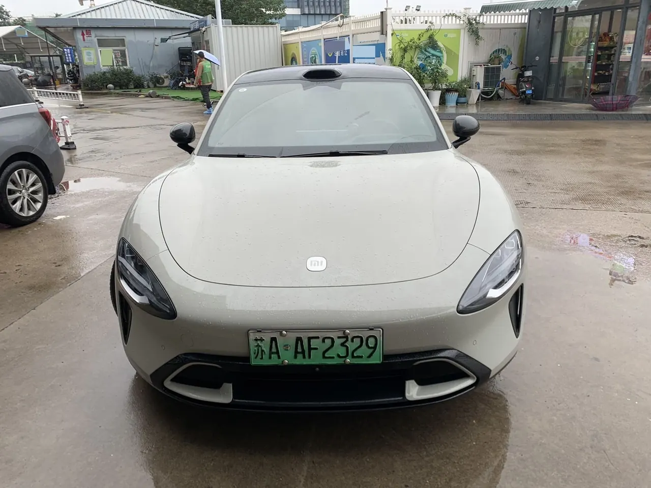 MI 2024 SU 7 750km Four-wheel Drive Max Founding Edition Automatic Gear 5