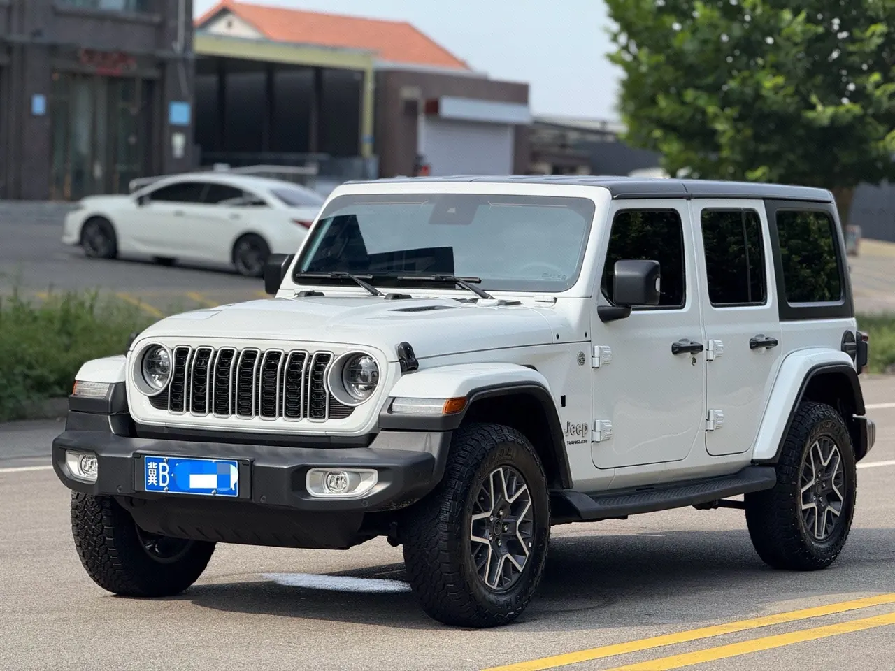 Open image lightbox: Jeep herdsman (imported) 2024 herdsman 2.0T Sahara four-door automatic gear