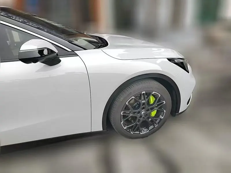 ARCFOX 2026 α S 5 630 yuan Environment Intelligence Edition 185kW Automatic Gear 3