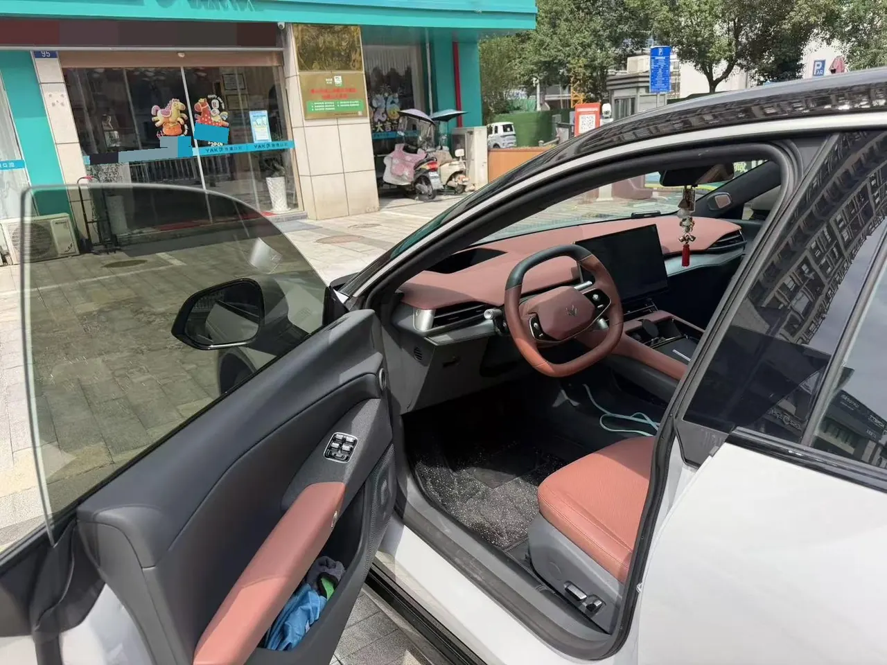 ARCFOX 2026 α S 5 630 yuan Environment Intelligence Edition 185kW Automatic Gear 5