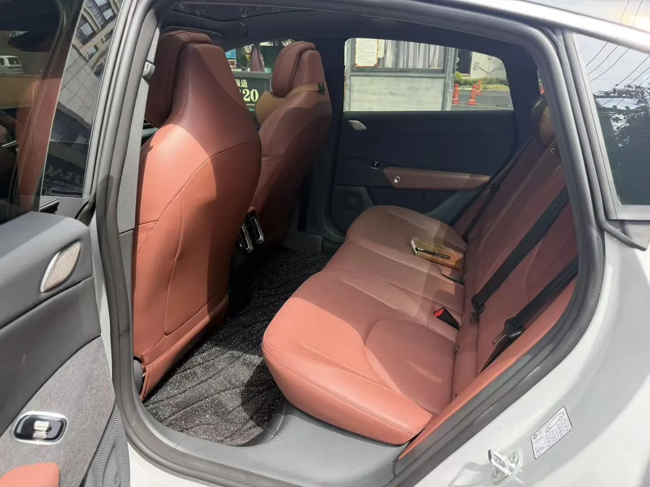ARCFOX 2026 α S 5 630 yuan Environment Intelligence Edition 185kW Automatic Gear 6