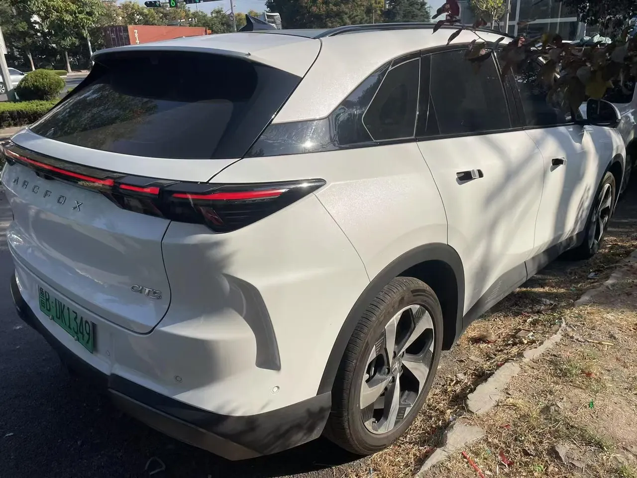 ARCFOX 2026 αT5 (Alpha T5) 560 Yuanjing Zhixing Edition, Automatic Transmission 6