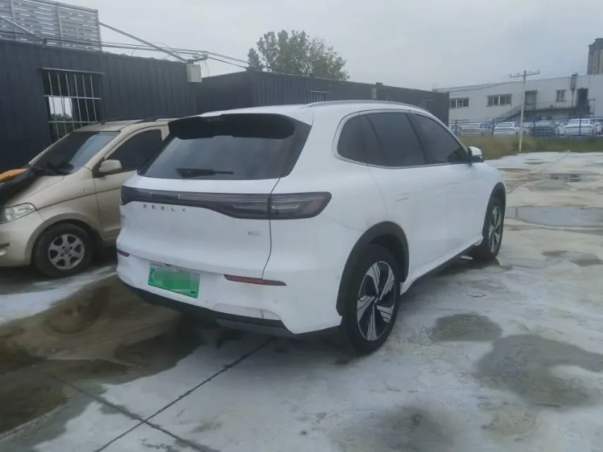 Geely Galaxy 2026 E 5 610km Starship Edition Automatic Gear 7