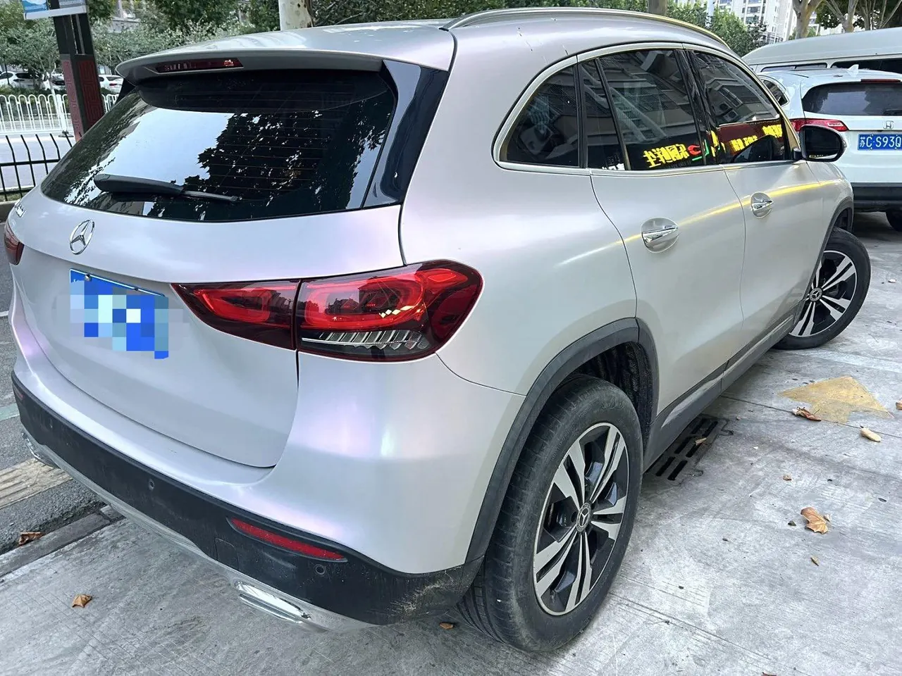 Mercedes Benz 2020 GLA 200 1.3T automatic gear 2