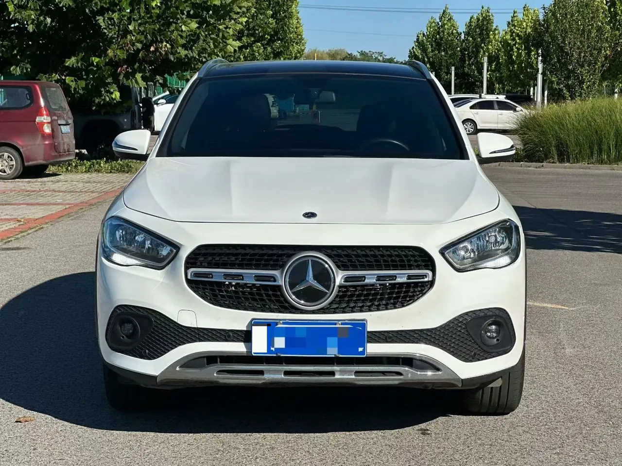 Mercedes Benz 2020 GLA 180 1.3T automatic gear 2