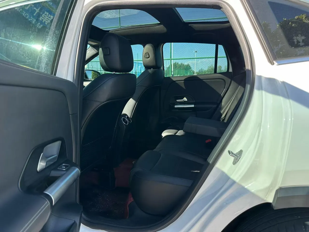 Mercedes Benz 2020 GLA 180 1.3T automatic gear 6