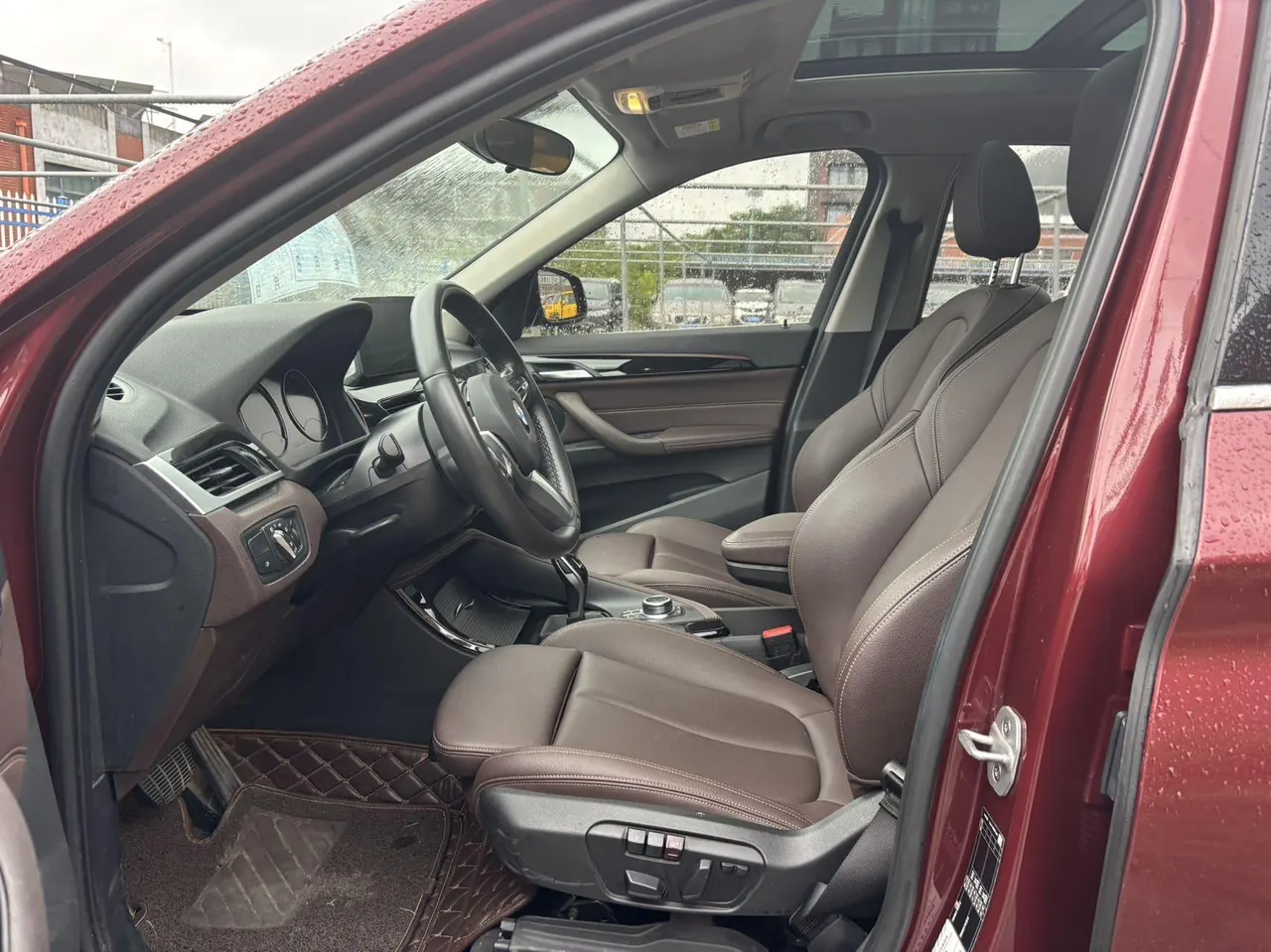 BMW 2020 X1 sDrive20Li 1.5T exclusive automatic gear 5