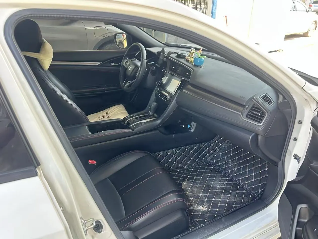 Honda 2021 Civic Hatchback 1.5T Stepless 220TURBO Tide Cool Control Automatic Gear 5