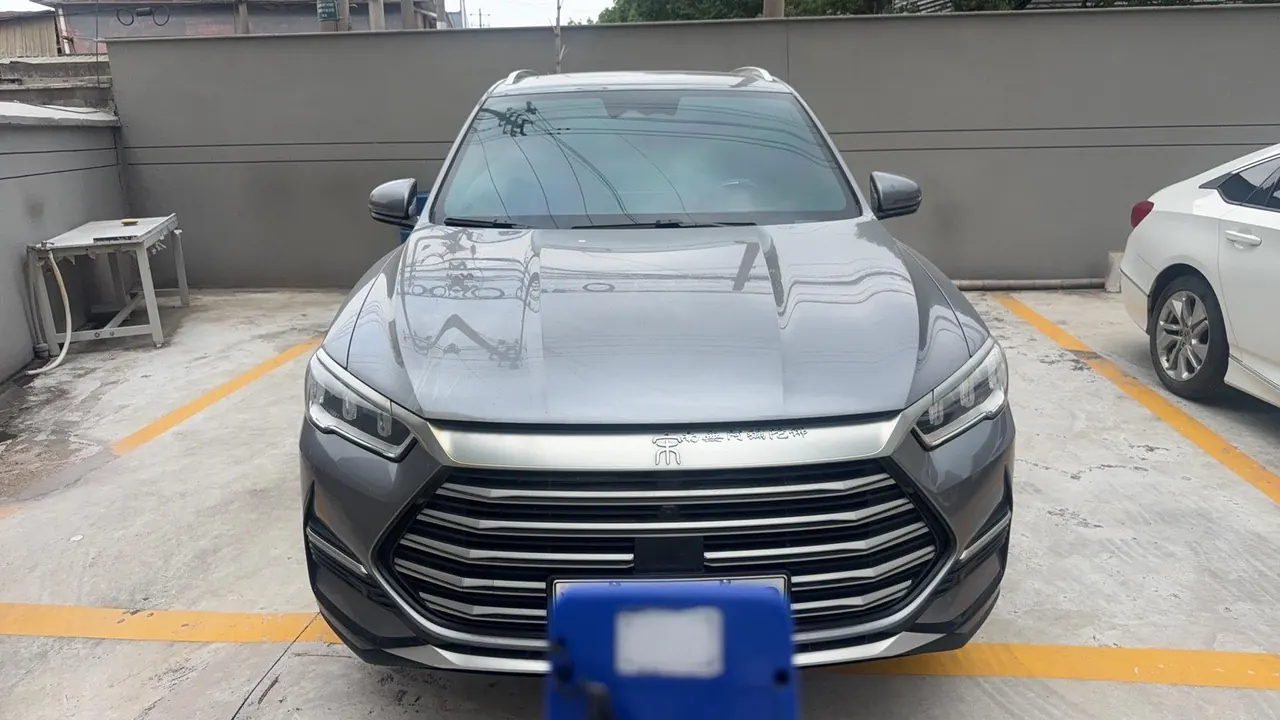 BYD Song PLUS New Energy 2021 Song PLUS DM-i 1.5 Stepless 51KM Honorable Automatic Gear 2