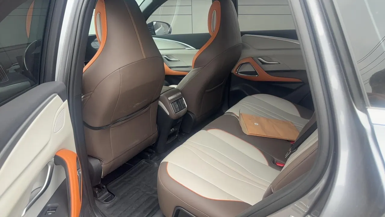 BYD Song PLUS New Energy 2021 Song PLUS DM-i 1.5 Stepless 51KM Honorable Automatic Gear 5