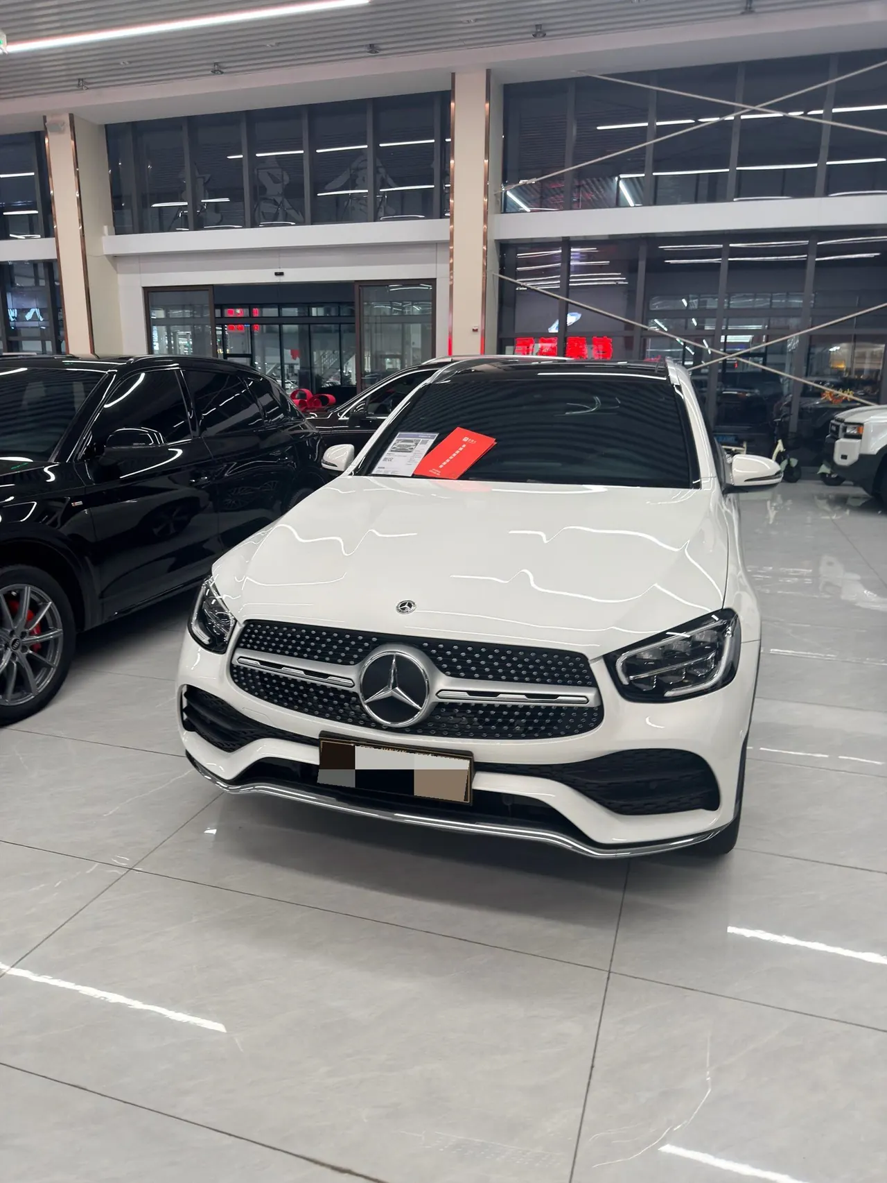 Mercedes Benz 2023 GLC 260 L 4MATIC 48V 2.0T Dynamic 5-seat Automatic Gear 2