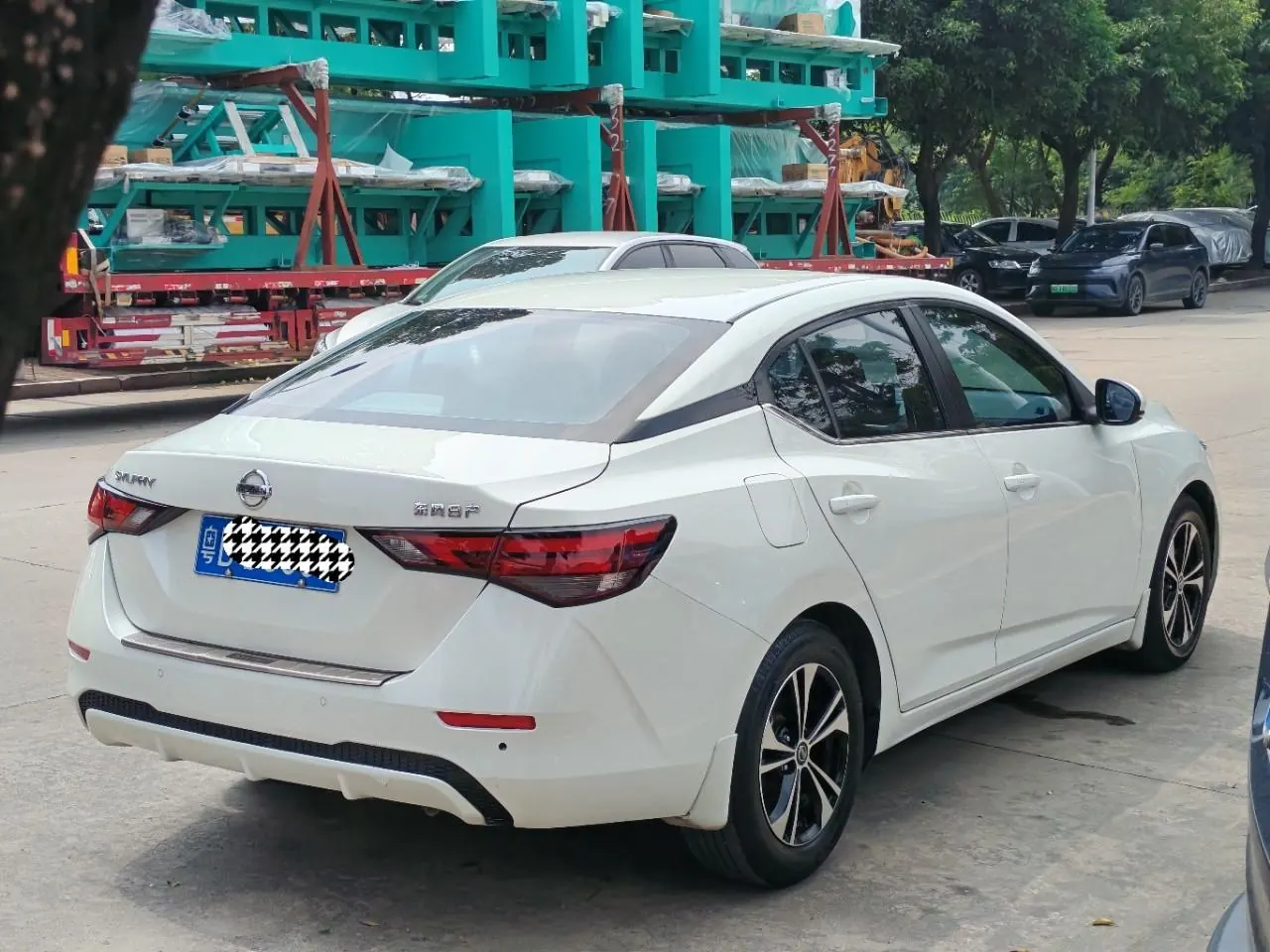Nissan 2021 Sylphy 1.6 Stepless XL Pleasant Edition Automatic Gear 8