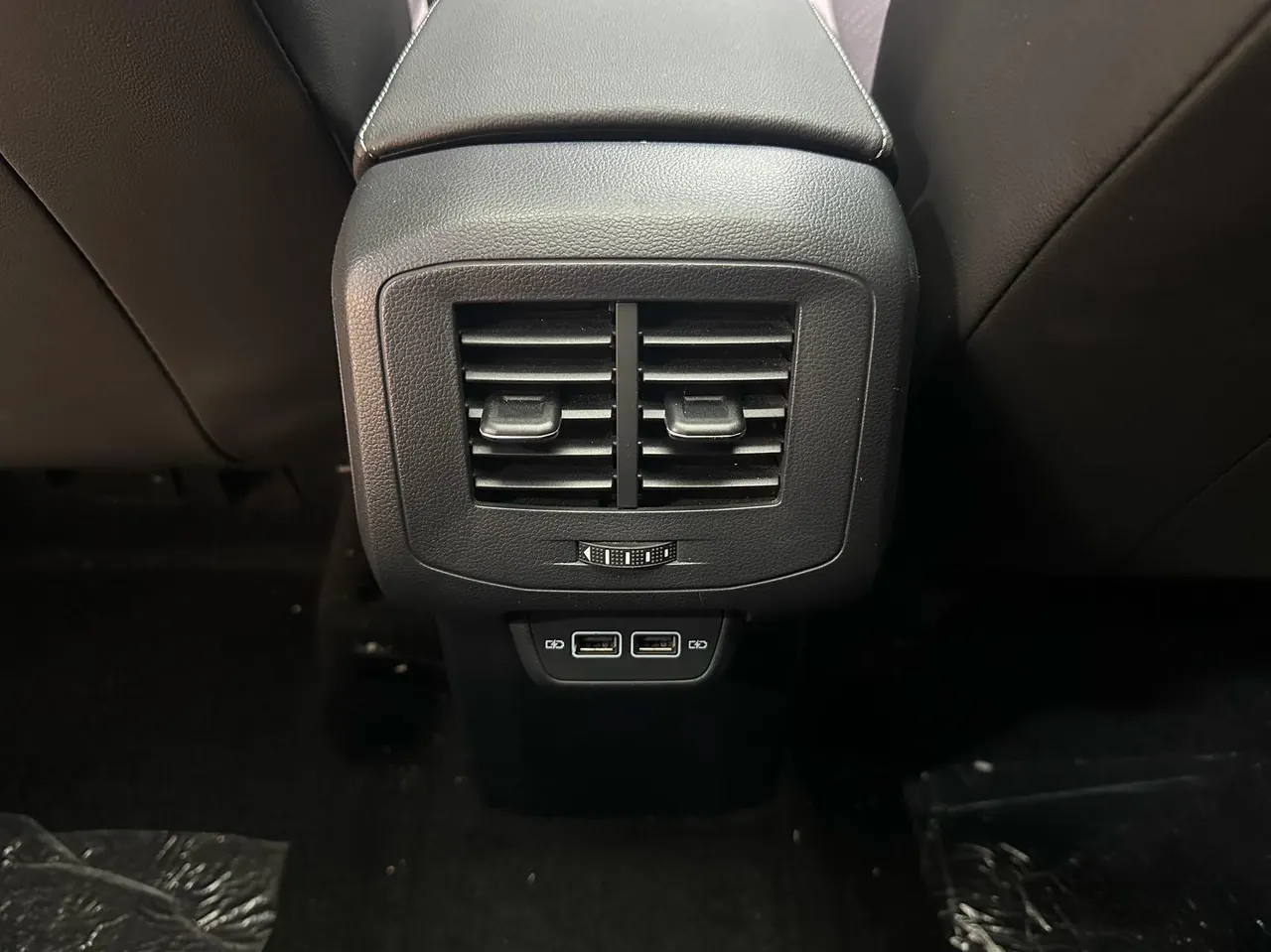 Volkswagen 2021 Shadow Exploration 1.5 Yue Zhi Lian Edition Automatic Gear 3