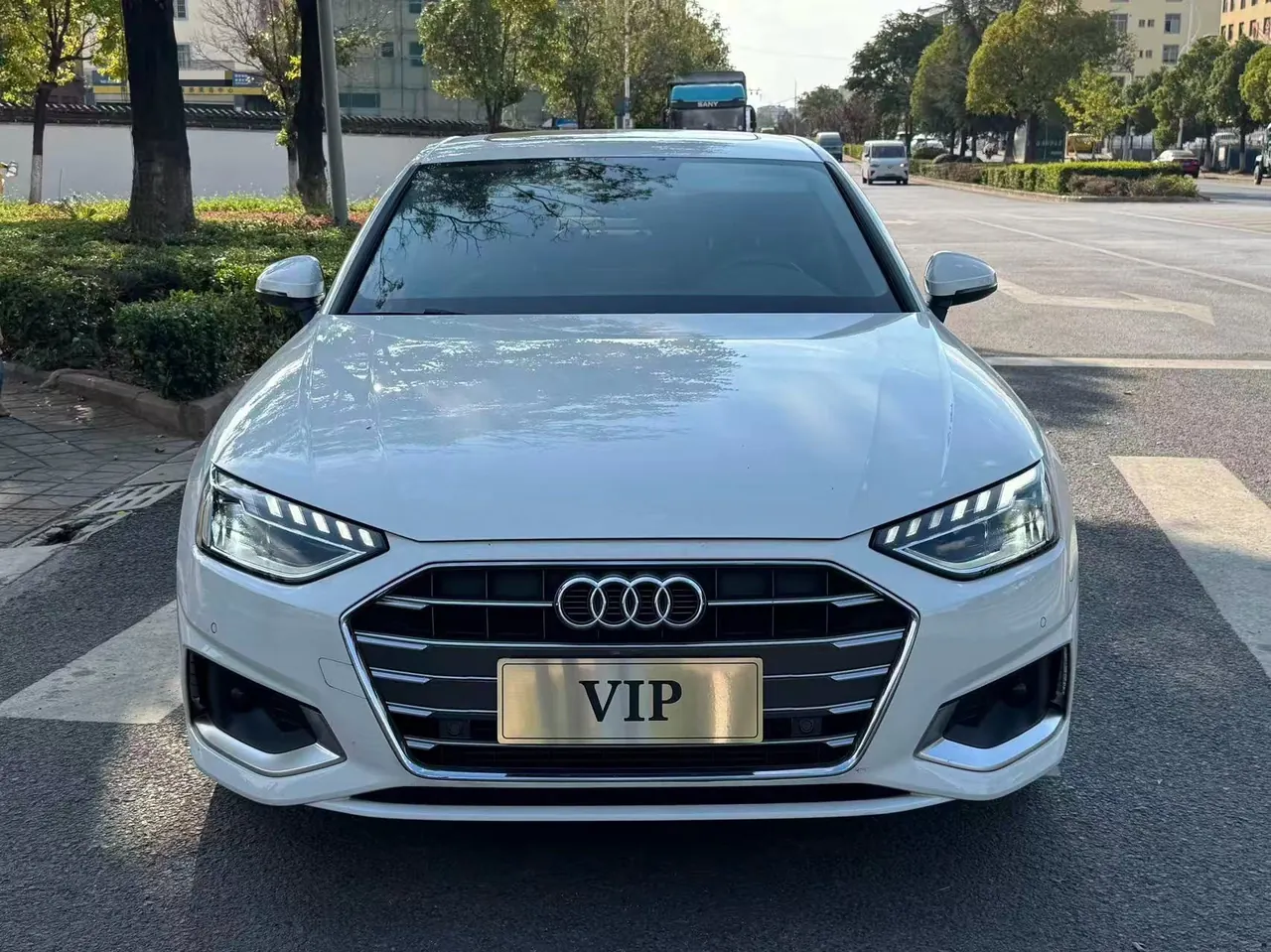 Audi 2020 A4L 2.0TFSI 40TFSI Fashion Elegant Automatic 2