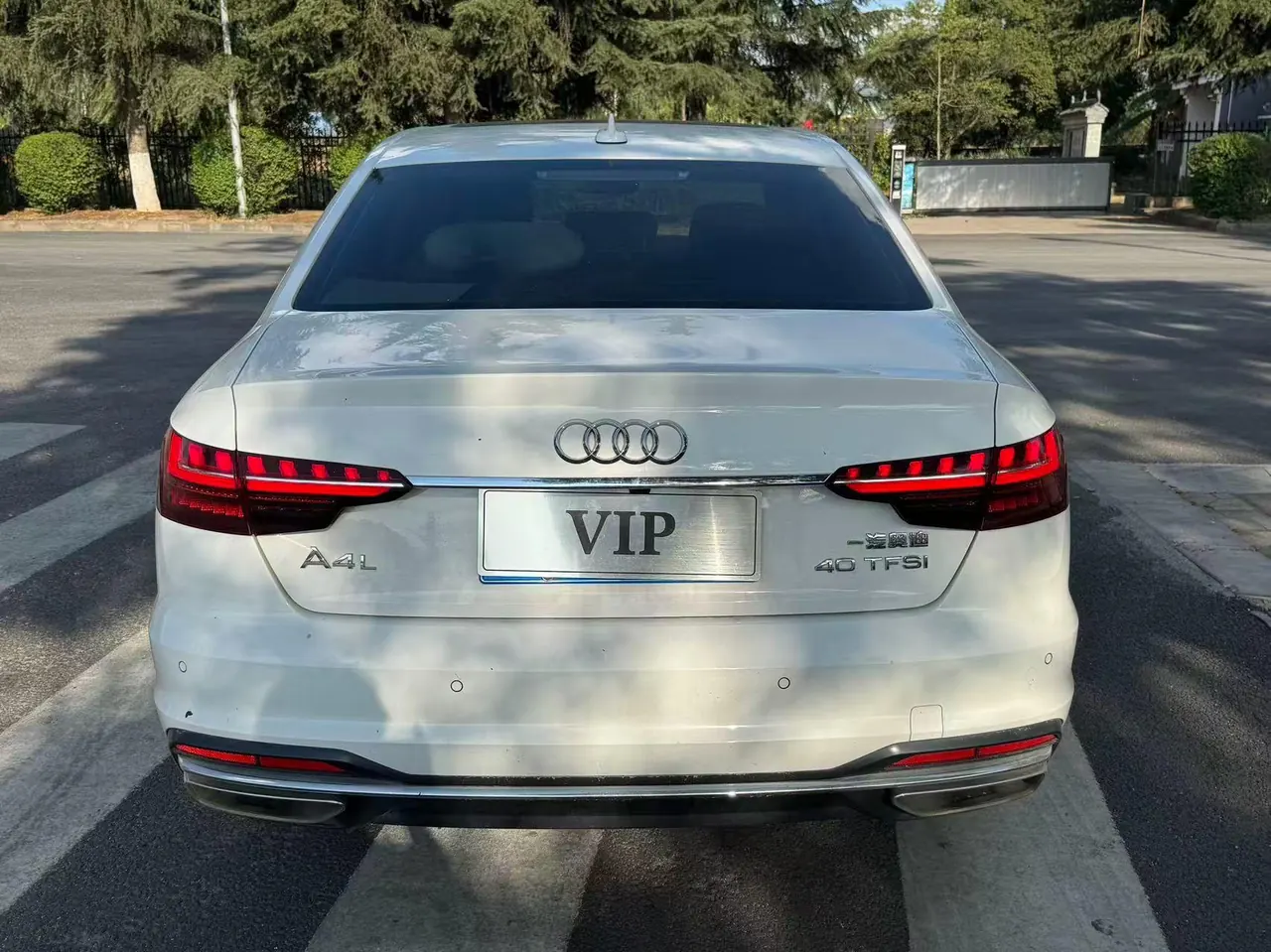 Audi 2020 A4L 2.0TFSI 40TFSI Fashion Elegant Automatic 8