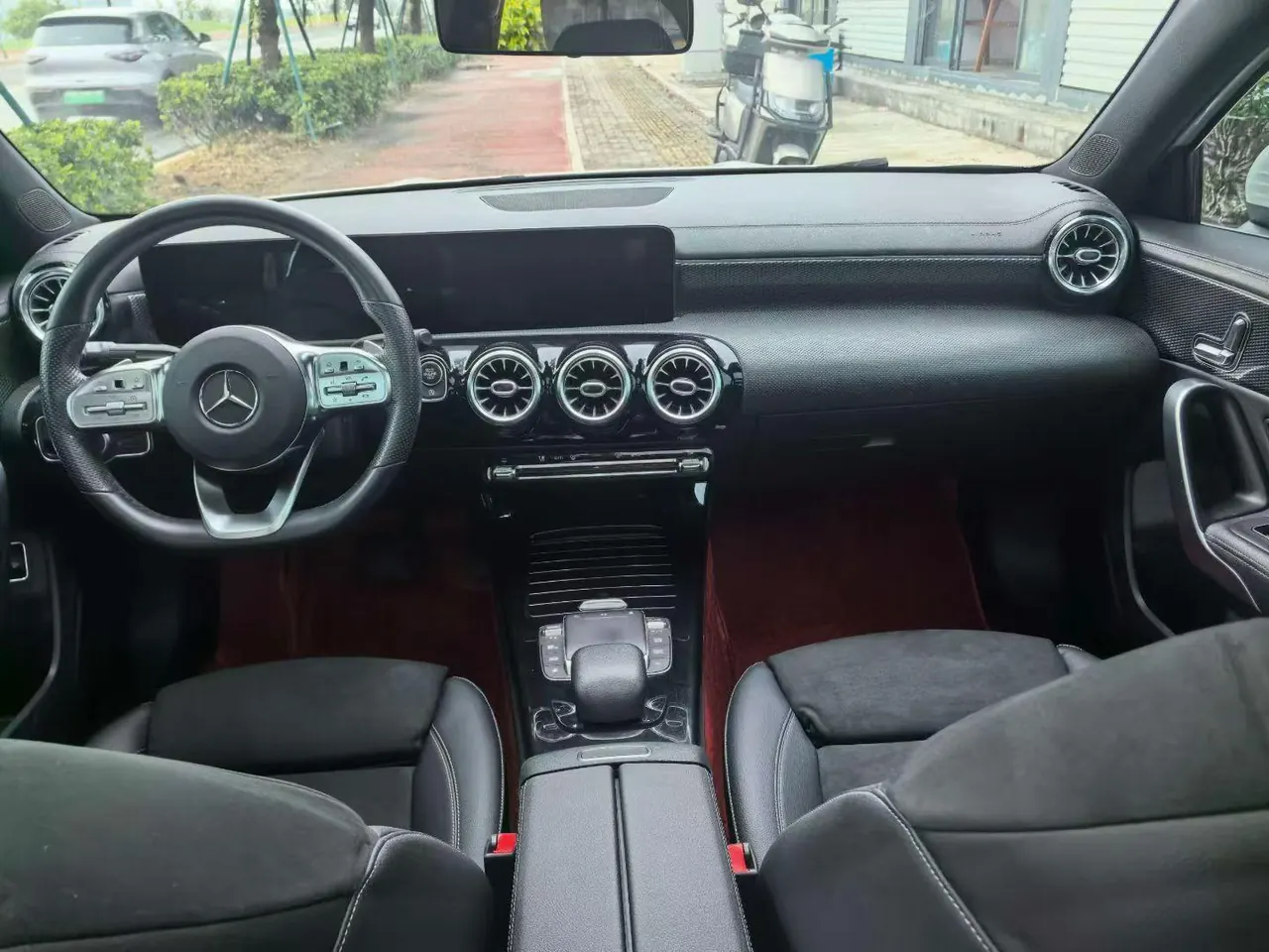 Mercedes Benz Class A 2021 A 200 L 1.3T Fashion Automatic Gear 3