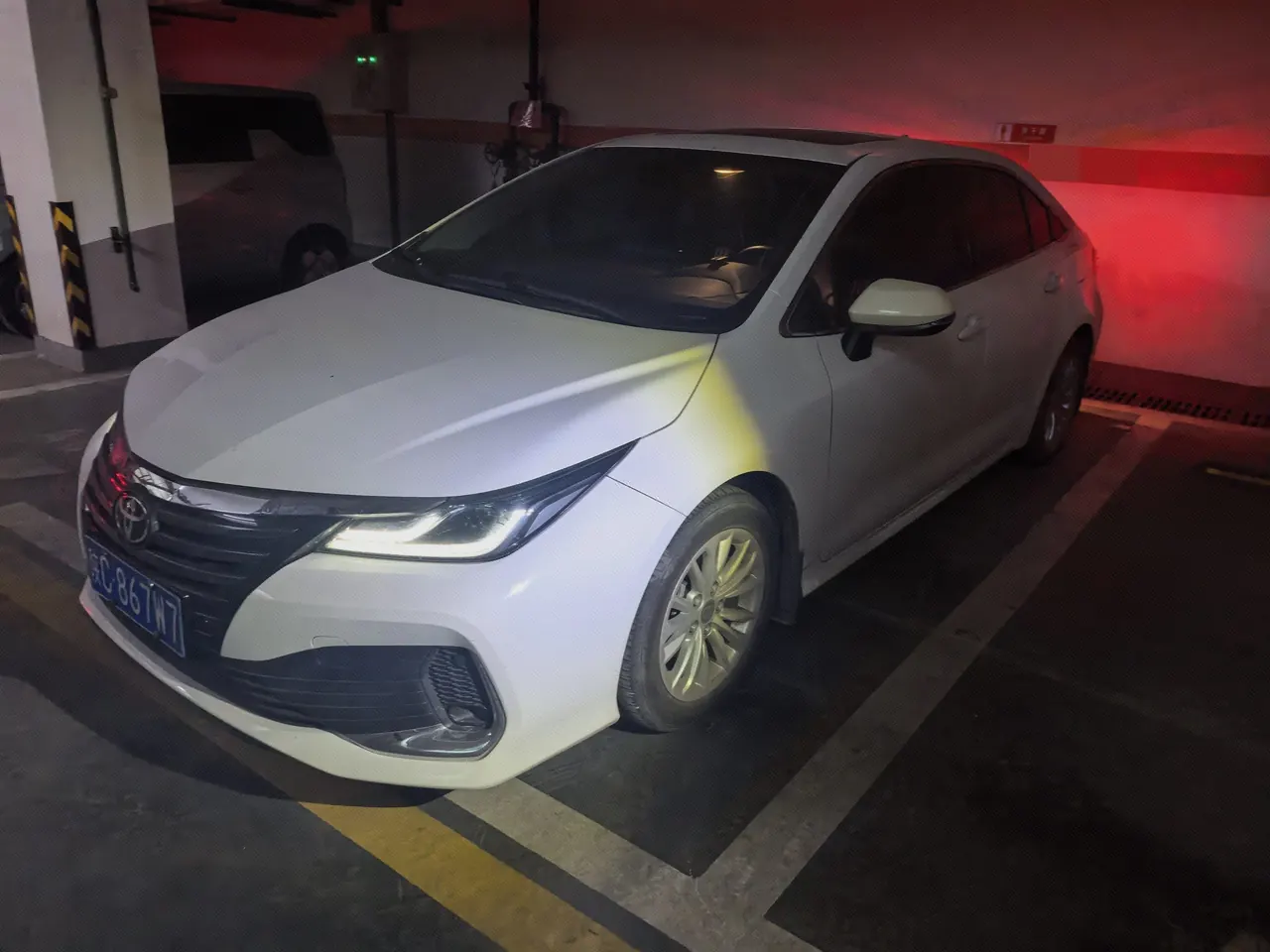 Открыть галерею: Toyota 2021 Asian Lion 2.0 Stepless Deluxe Edition Automatic Gear
