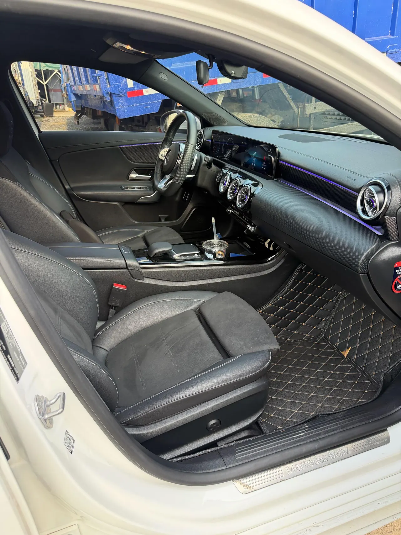 Mercedes Benz Class A 2021 A 200 L 1.3T Dynamic Automatic 6