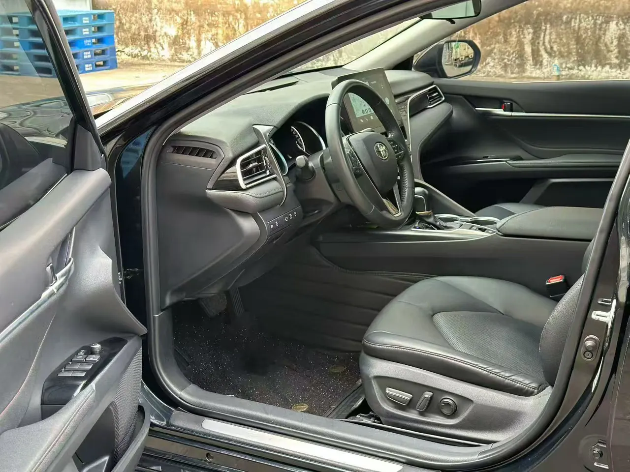 Toyota 2021 Camry 2.0G Stepless Deluxe Edition Automatic Gear 4