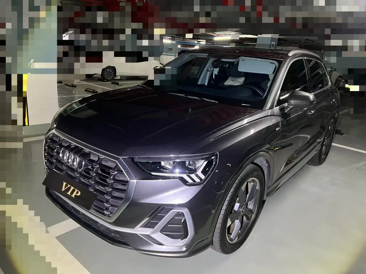 Открыть галерею: Audi 2023 Q3 1.5TFSI 35TFSI Fashion Dynamic Automatic