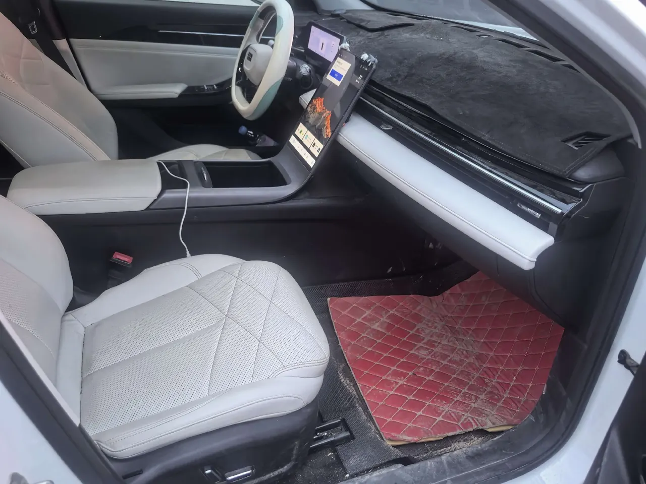Geely Galaxy 2023 L6 1.5T 125km MAX automatic gear 2