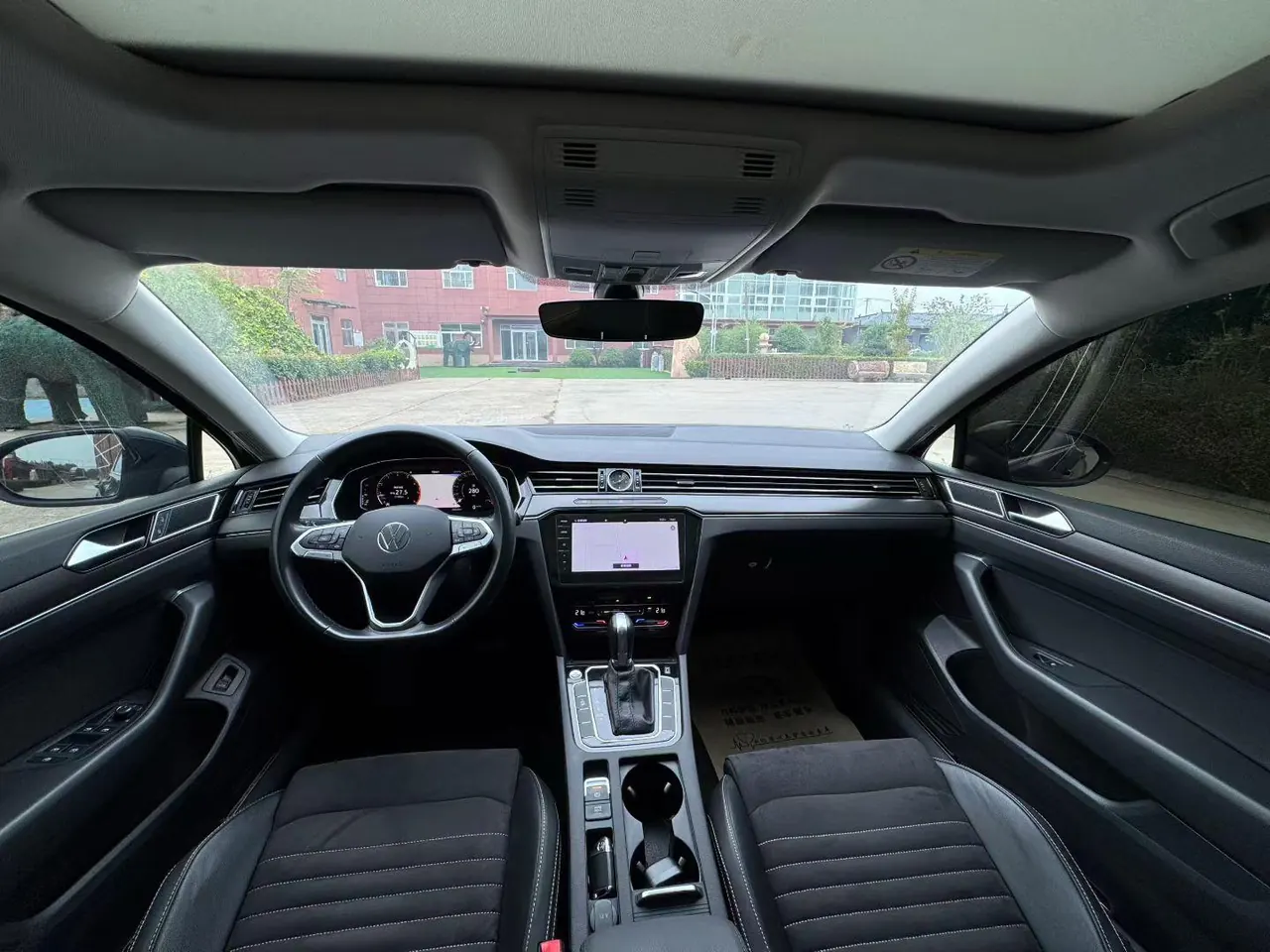 Volkswagen 2020 Magotan 2.0TSI 330TSI luxury automatic transmission 4