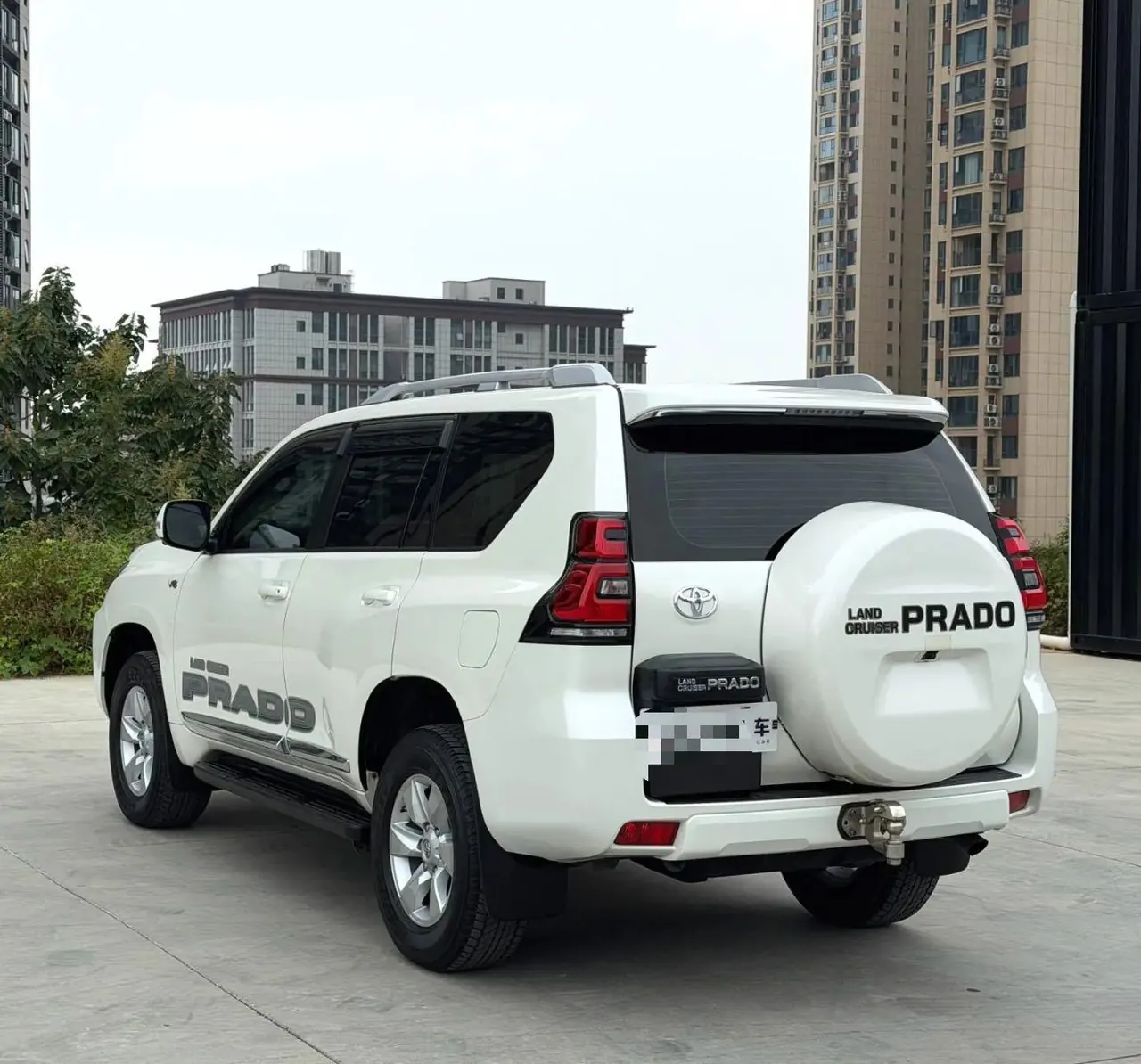 Toyota Prado (Imported) 2023 Prado 4.0 Automatic 3